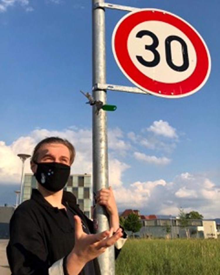 Masked driver